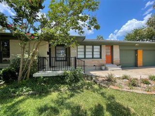 4616 Selkirk Drive, Fort Worth, TX 76109