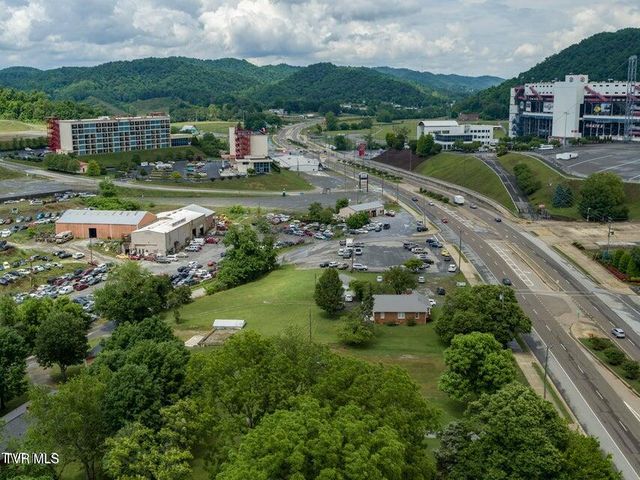 2988 East Highway 11e, Bluff City, TN 37618