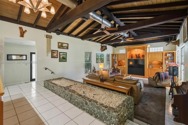 1400 SW 12th Ct, Fort Lauderdale, FL 33312