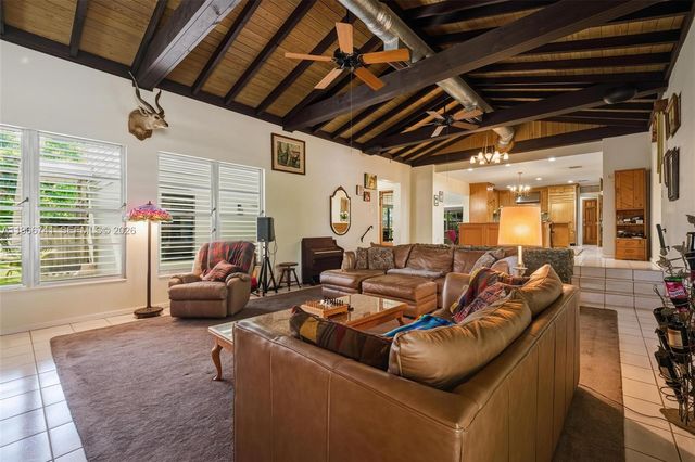 1400 SW 12th Ct, Fort Lauderdale, FL 33312