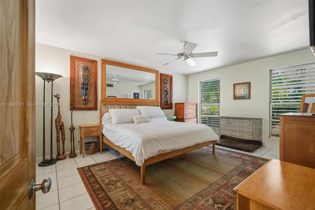 1400 SW 12th Ct, Fort Lauderdale, FL 33312