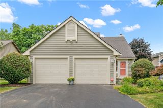 25 East Pointe, Perinton, NY 14450