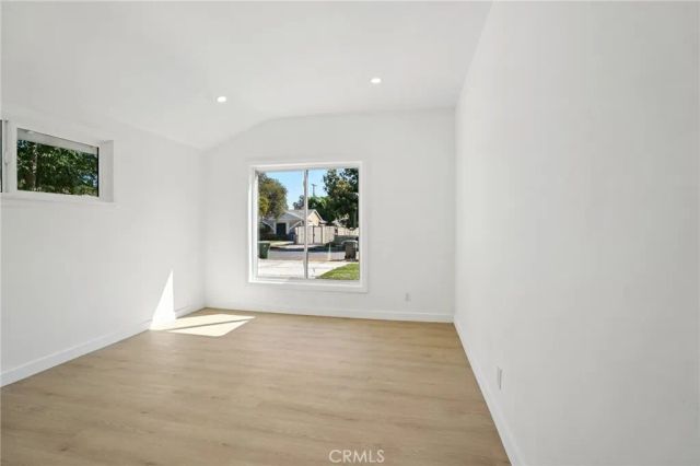 13907 Wyandotte Street, Van Nuys, CA 91405