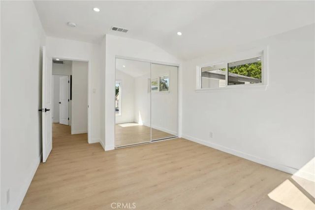 13907 Wyandotte Street, Van Nuys, CA 91405