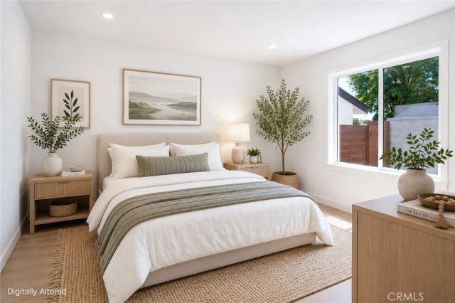 13907 Wyandotte Street, Van Nuys, CA 91405