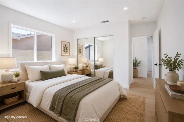 13907 Wyandotte Street, Van Nuys, CA 91405