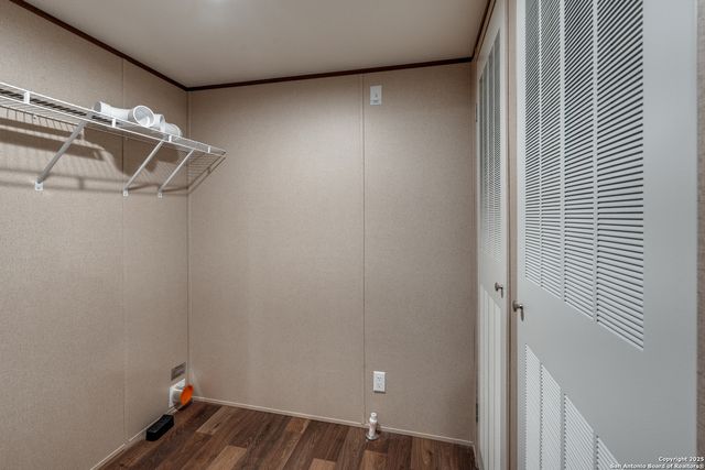 4634 Waterwood Pass, Elmendorf, TX 78112