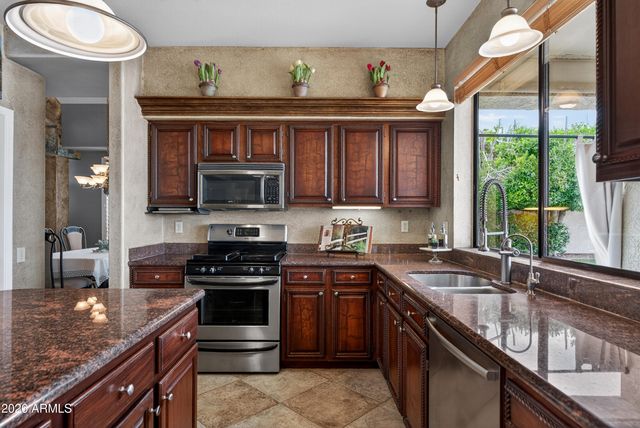 1220 N CRYSTAL SHORES Drive, Gilbert, AZ 85234