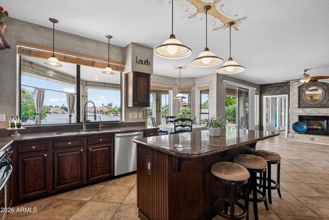 1220 N CRYSTAL SHORES Drive, Gilbert, AZ 85234