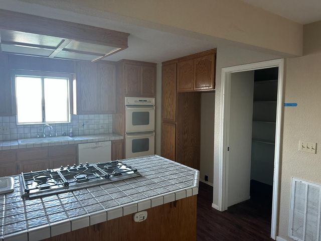 620 Schroeder Ln, Colfax, CA 95713