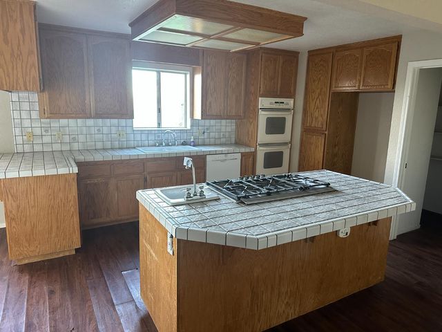 620 Schroeder Ln, Colfax, CA 95713