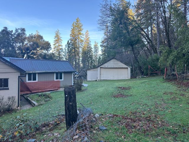 620 Schroeder Ln, Colfax, CA 95713