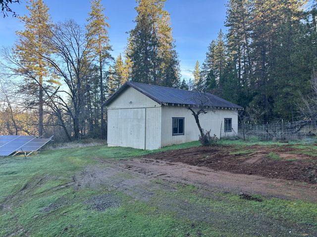 620 Schroeder Ln, Colfax, CA 95713