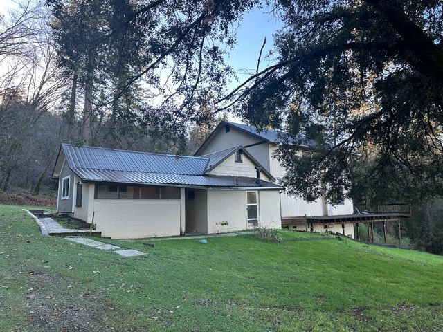 620 Schroeder Ln, Colfax, CA 95713