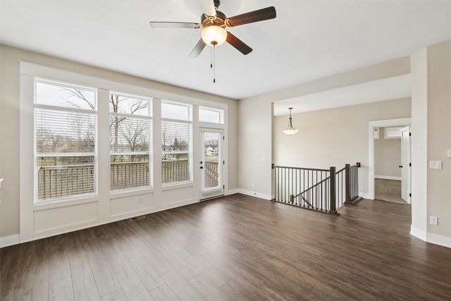 14319 Holcomb Avenue, Urbandale, IA 50323