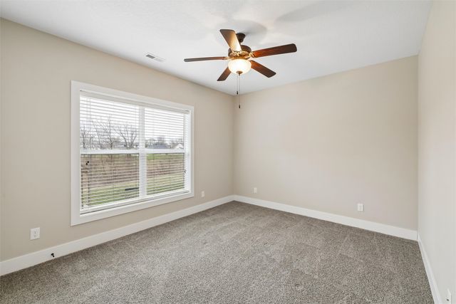 14319 Holcomb Avenue, Urbandale, IA 50323