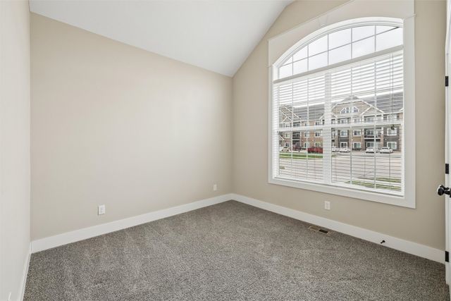 14319 Holcomb Avenue, Urbandale, IA 50323