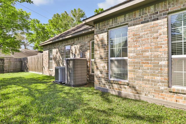 15903 Boatswain Court, Crosby, TX 77532