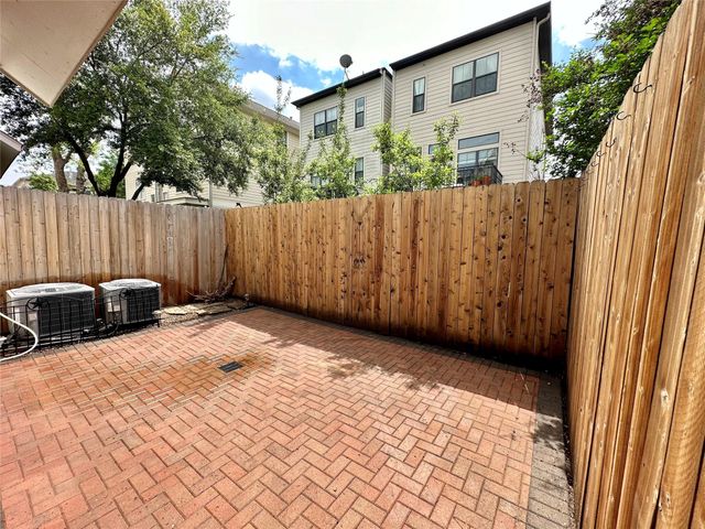 6121 Hamman Street, Houston, TX 77007