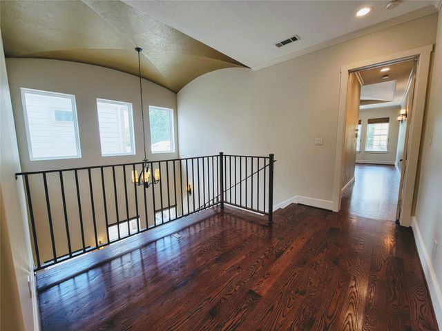 6121 Hamman Street, Houston, TX 77007