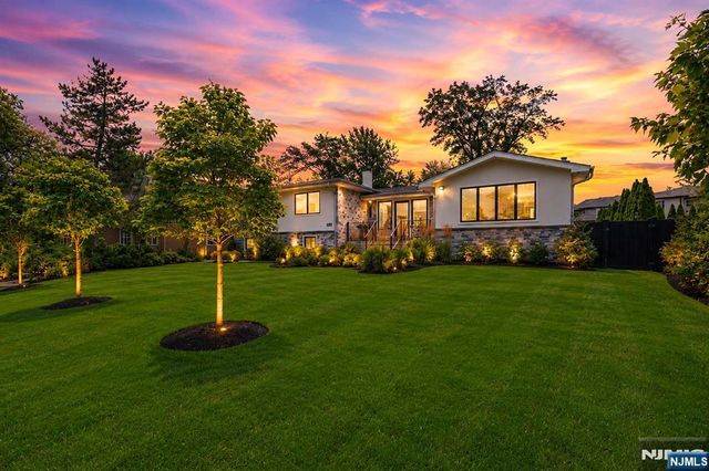35 Jane Drive, Englewood Cliffs, NJ 07632