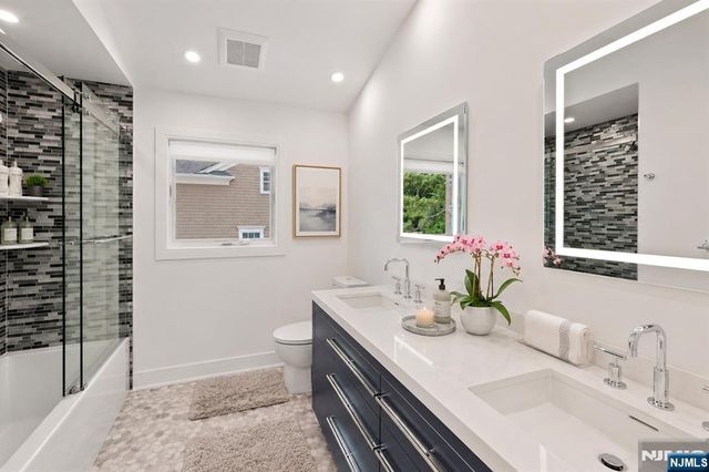 35 Jane Drive, Englewood Cliffs, NJ 07632