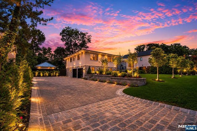 35 Jane Drive, Englewood Cliffs, NJ 07632