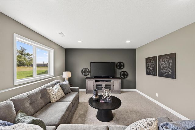 4602 89th Street NE, Monticello, MN 55362