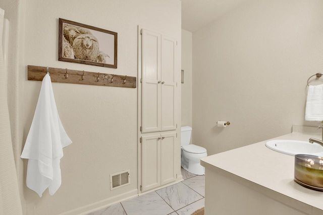 S28W30753 Wild Berry LANE, Waukesha, WI 53188