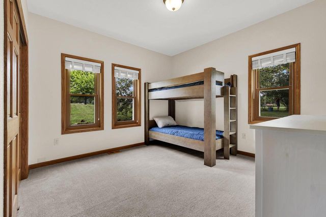 S28W30753 Wild Berry LANE, Waukesha, WI 53188
