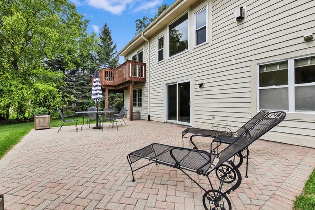 S28W30753 Wild Berry LANE, Waukesha, WI 53188