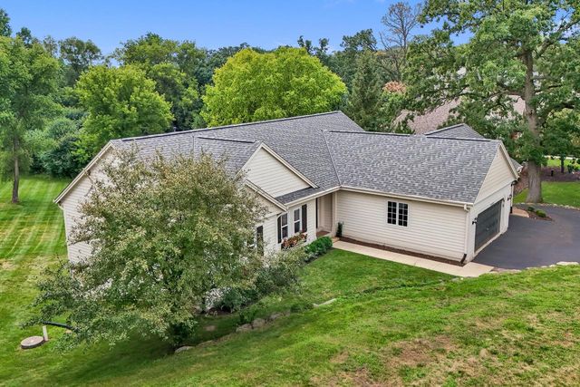 S28W30753 Wild Berry LANE, Waukesha, WI 53188