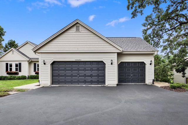 S28W30753 Wild Berry LANE, Waukesha, WI 53188