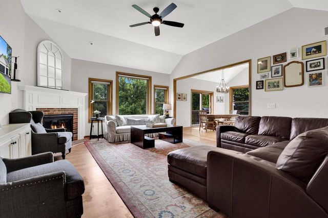 S28W30753 Wild Berry LANE, Waukesha, WI 53188