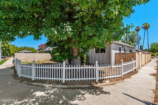 18954 Saticoy Street, Reseda, CA 91335