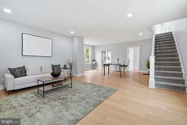 109 CHESTNUT AVE, Oaklyn, NJ 08107
