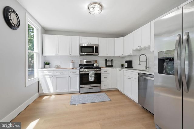 109 CHESTNUT AVE, Oaklyn, NJ 08107