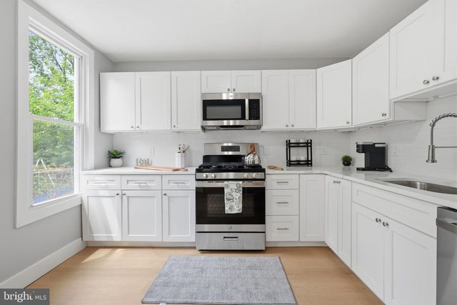 109 CHESTNUT AVE, Oaklyn, NJ 08107