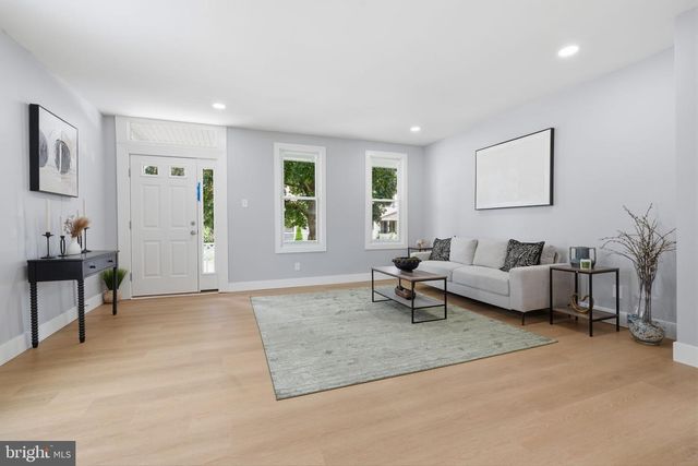 109 CHESTNUT AVE, Oaklyn, NJ 08107