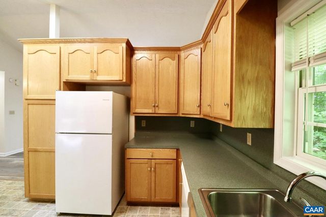 3 SIOUX CT, Palmyra, VA 22963