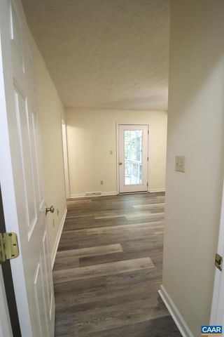 3 SIOUX CT, Palmyra, VA 22963