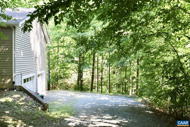 3 SIOUX CT, Palmyra, VA 22963