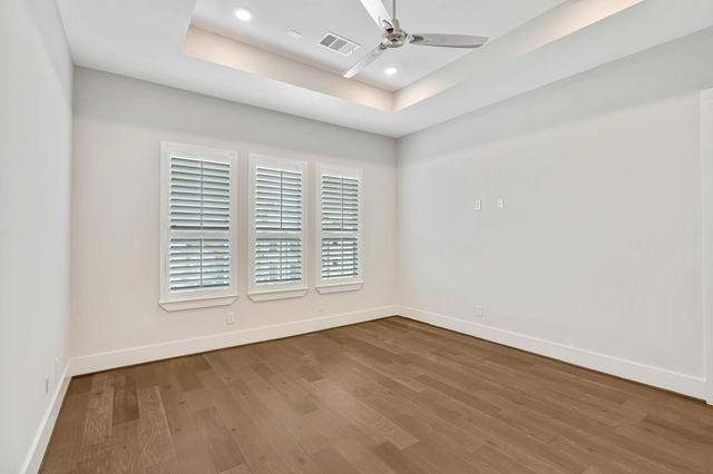 1236 W 21st Street, Houston, TX 77008