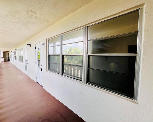 330 Southampton B, West Palm Beach, FL 33417