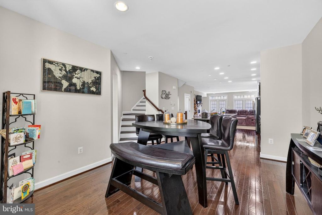 Image 14 of property listing at 7314 TAYLORS HILL LN, Hanover, MD 21076