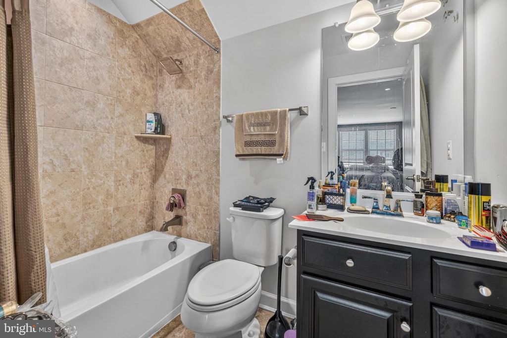 Image 25 of property listing at 7314 TAYLORS HILL LN, Hanover, MD 21076