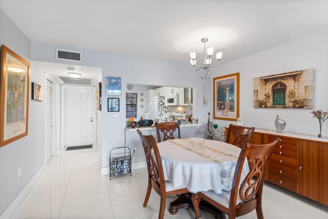 1001 Colony Point Circle, Pembroke Pines, FL 33026