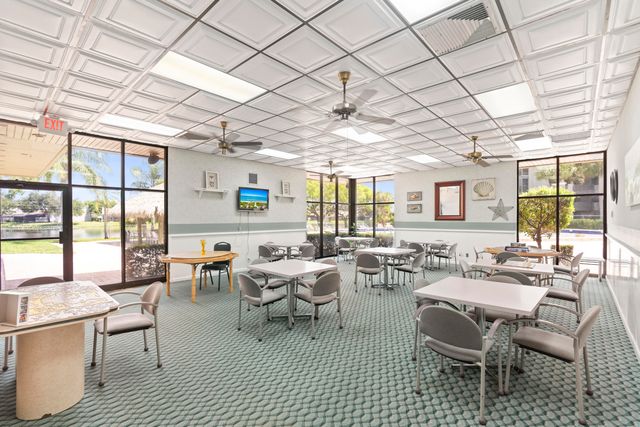 1001 Colony Point Circle, Pembroke Pines, FL 33026