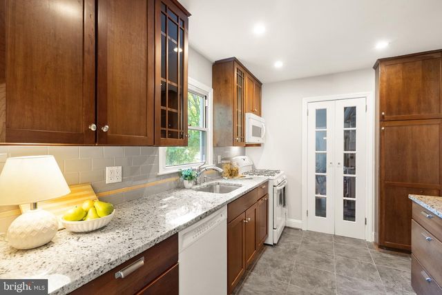 2849 FAIRMONT ST, Falls Church, VA 22042