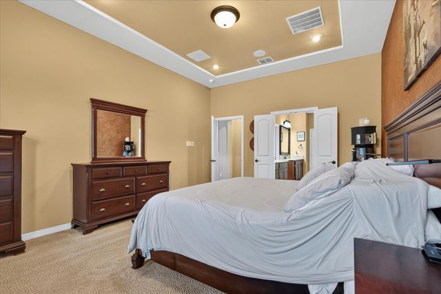 707 Southwind Drive, Arlington, TX 76002
